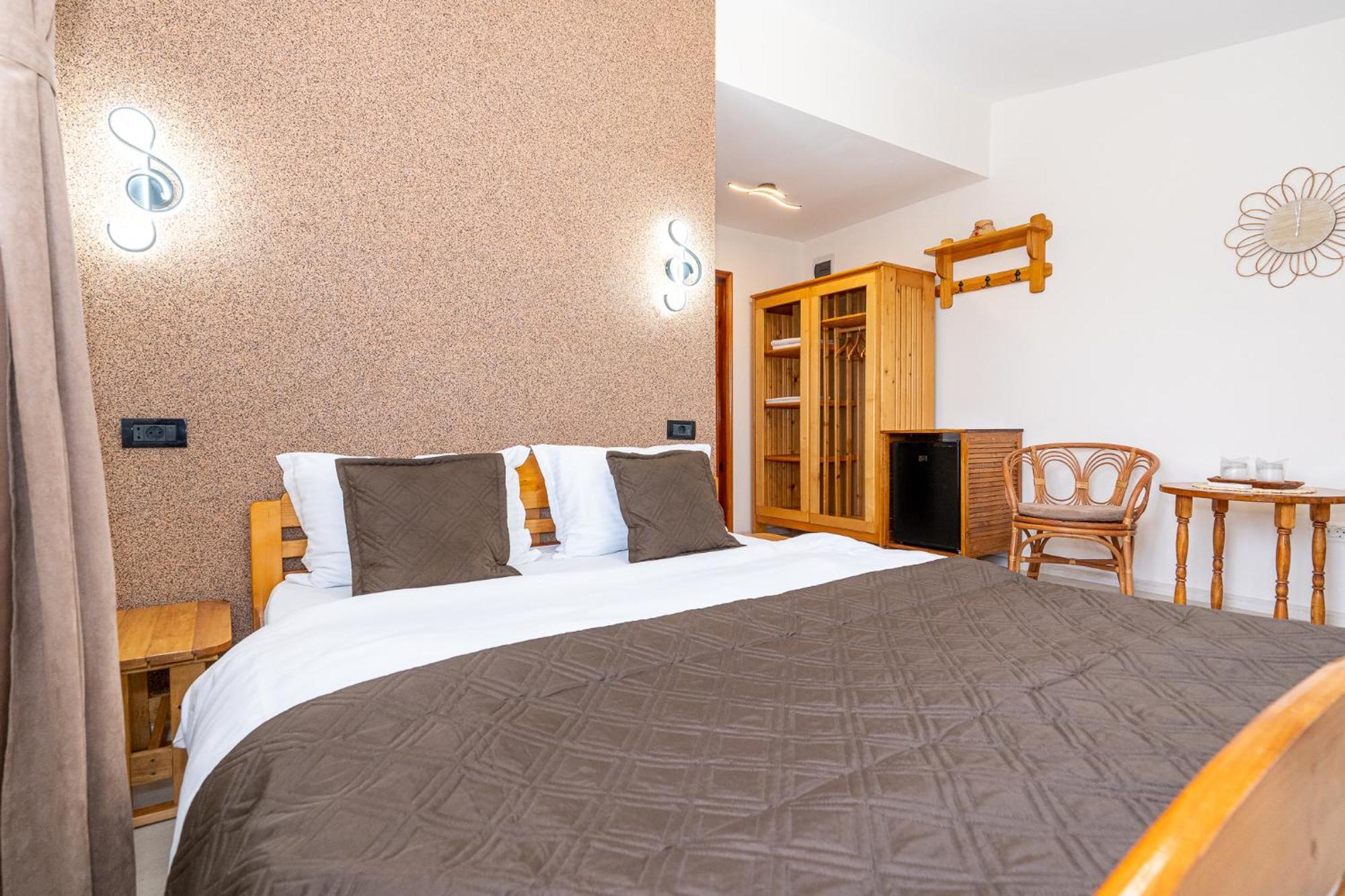 Casa Nikita Hotell Vama Veche Eksteriør bilde